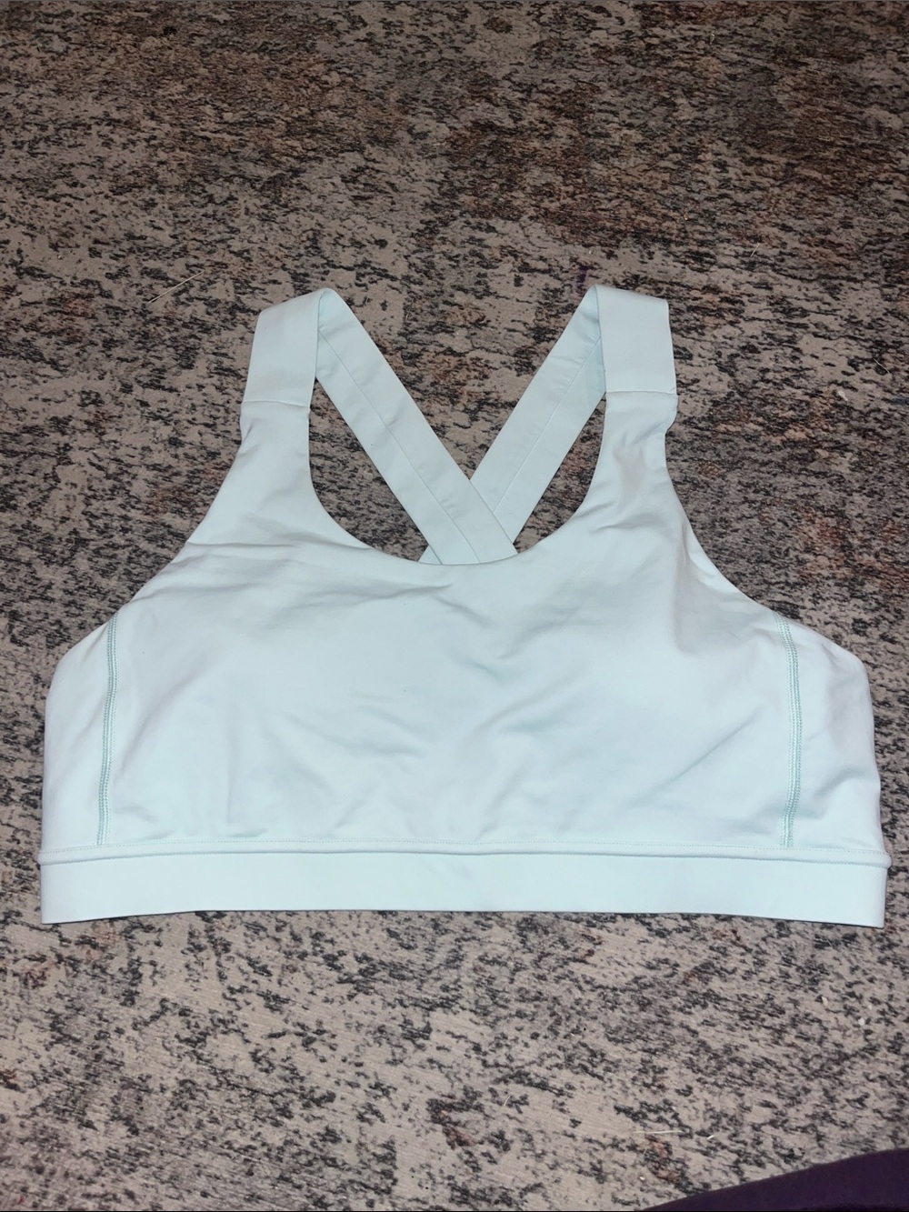 Lululemon Sports Bra NWOT - Picture 2 of 3